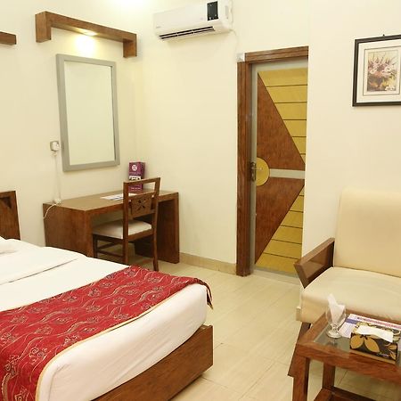 The Grand Regency Hotel Bahawalpur Exterior photo